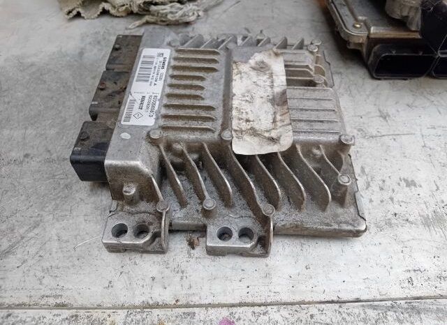 
								RENAULT Motorvezérlő full									