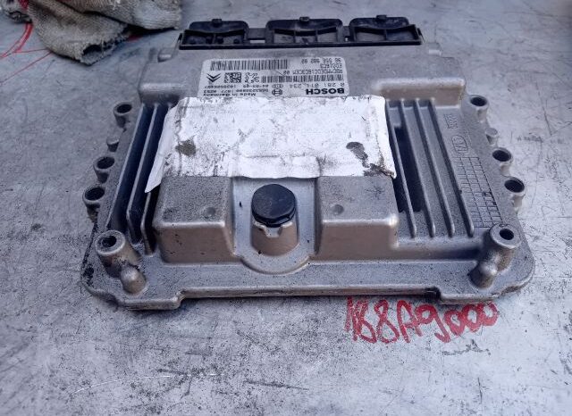 
								PEUGEOT Motorvezérlő full									
