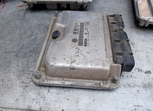 
								VW Motorvezérlő full									