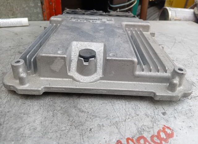 
								VW Motorvezérlő full									