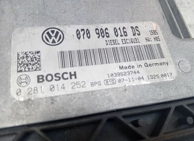 
								VW Motorvezérlő full									