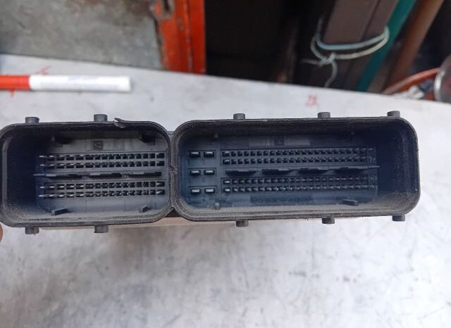 
								VW Motorvezérlő full									
