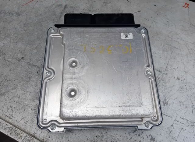 
								VW Motorvezérlő full									