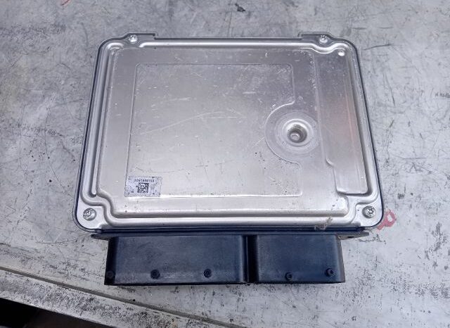 
								VW Motorvezérlő full									