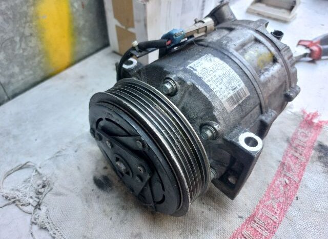
								OPEL Klímakompresszor full									