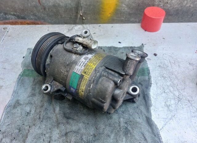 
								OPEL Klímakompresszor full									