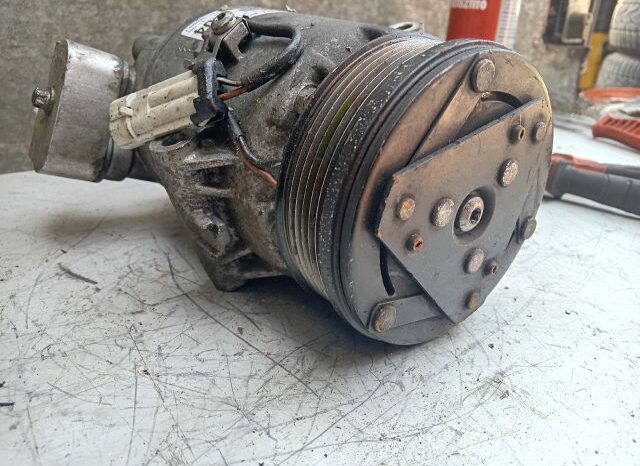 
								OPEL Klímakompresszor full									