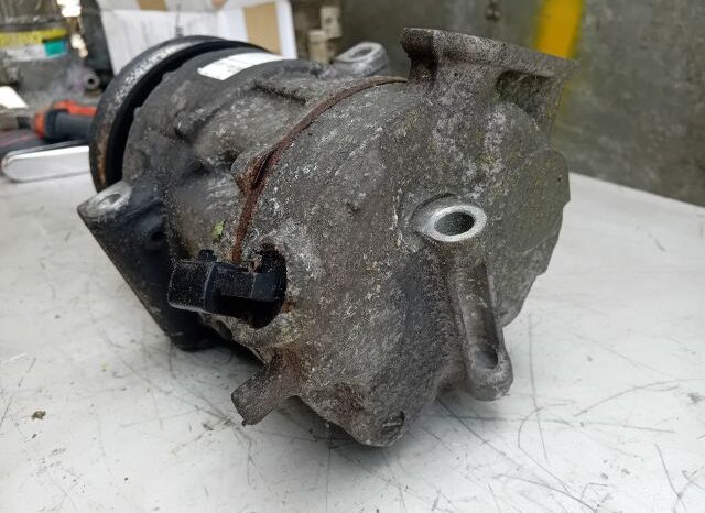 
								OPEL Klímakompresszor full									