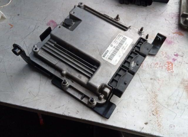 
								RENAULT Motorvezérlő full									