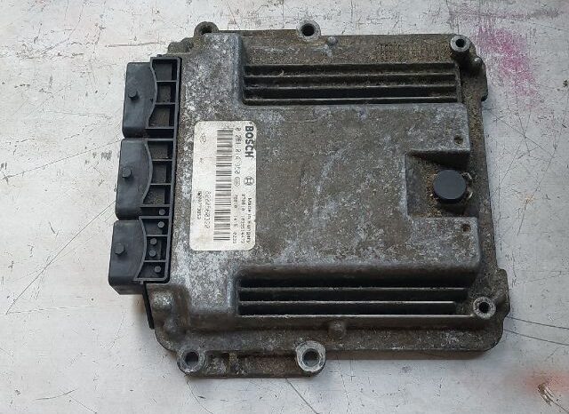 
								RENAULT Motorvezérlő full									