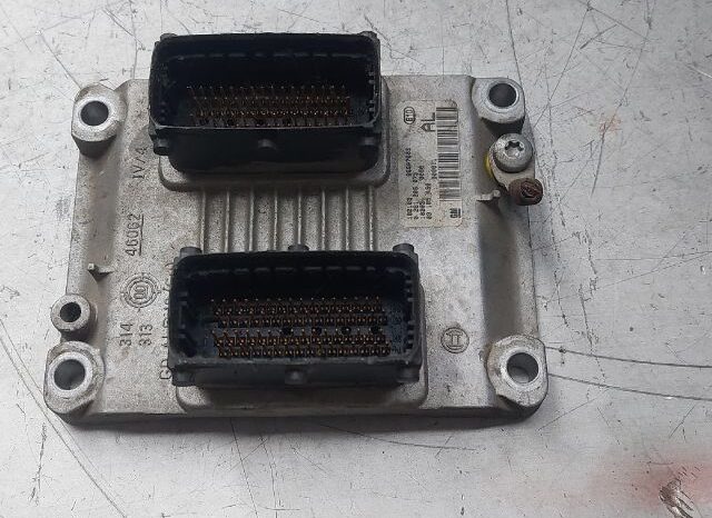 
								OPEL Motorvezérlő full									
