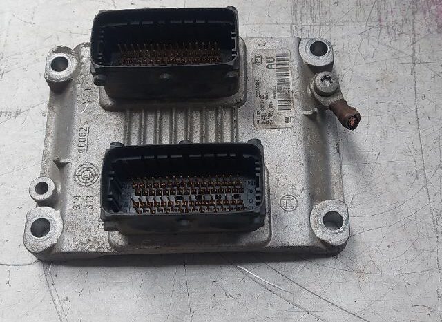 
								OPEL Motorvezérlő full									