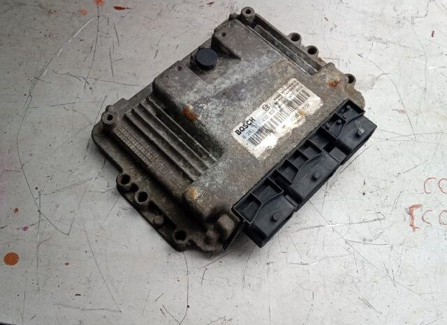 
								RENAULT Motorvezérlő full									