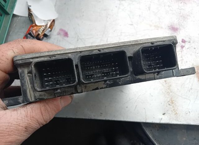 
								RENAULT Motorvezérlő full									