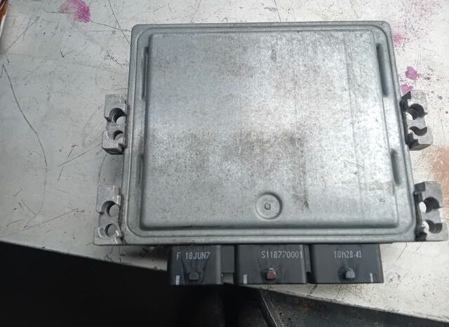 
								NISSAN Motorvezérlő full									