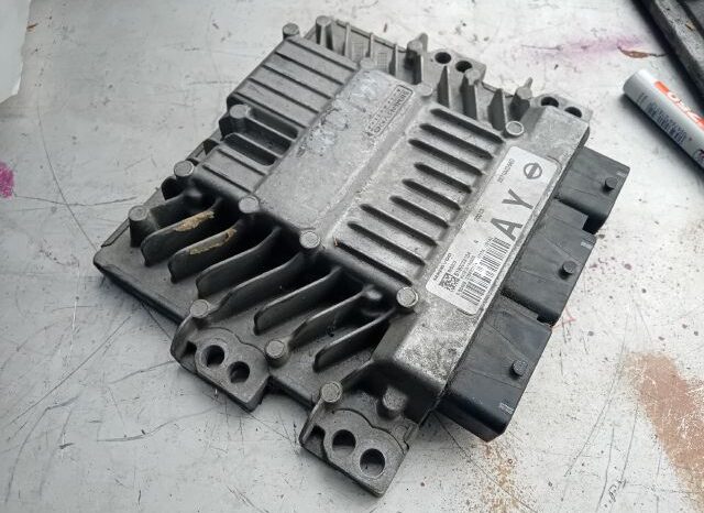 
								NISSAN Motorvezérlő full									