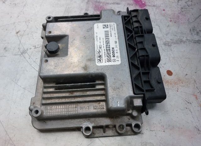 
								FORD Motorvezérlő full									