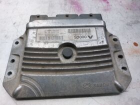 RENAULT Motorvezérlő