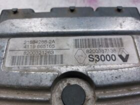 RENAULT Motorvezérlő