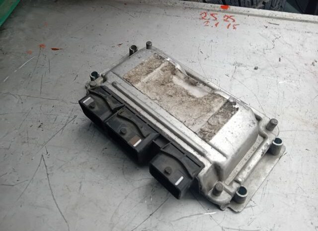 
								PEUGEOT Motorvezérlő full									