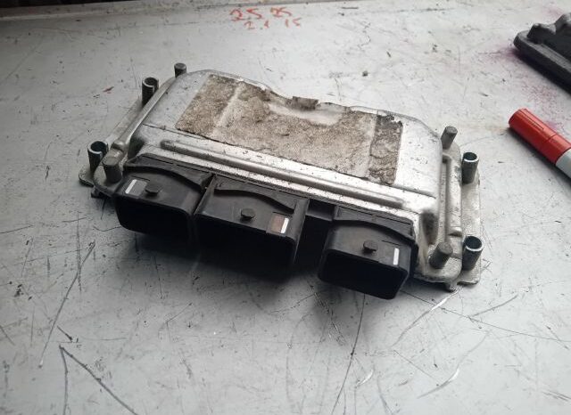 
								PEUGEOT Motorvezérlő full									