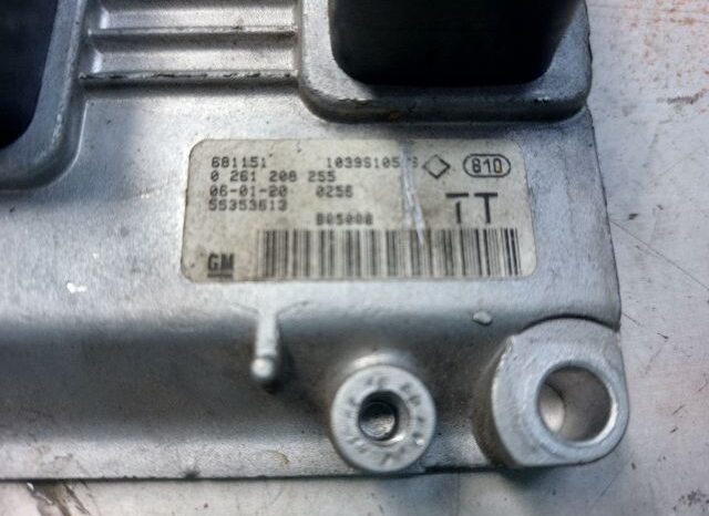 
								OPEL Motorvezérlő full									
