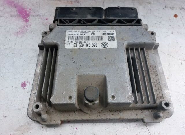 
								VW Motorvezérlő full									