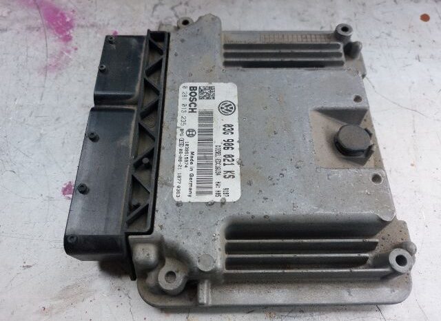 
								VW Motorvezérlő full									