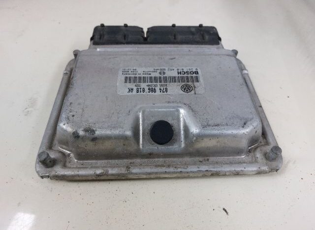 
								VW Motorvezérlő full									