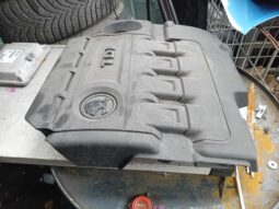 
										SKODA Felső Motorburkolat full									