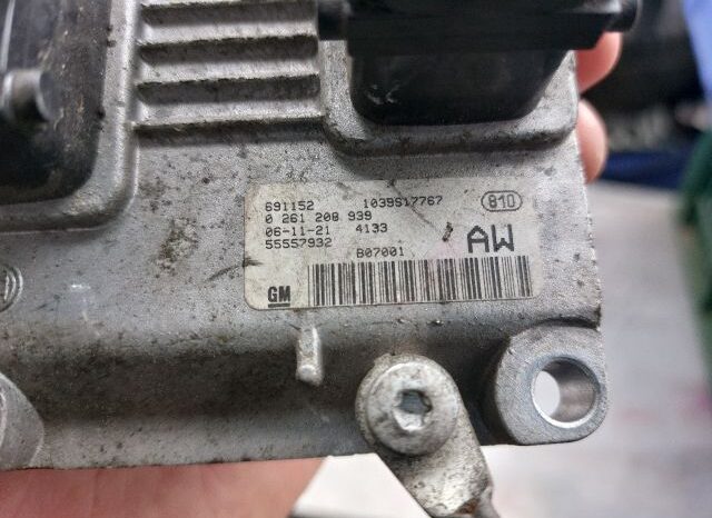 
								OPEL Motorvezérlő full									