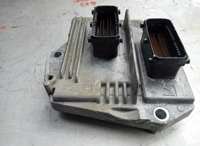 
								OPEL Motorvezérlő full									