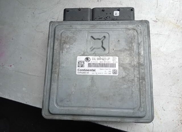 
								SKODA Motorvezérlő full									