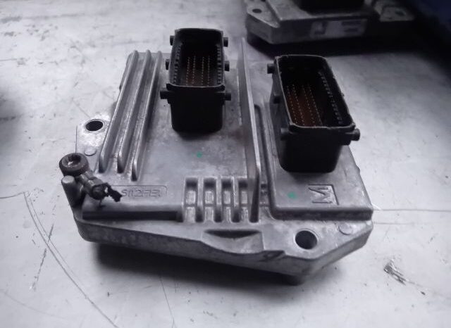 
								OPEL Motorvezérlő full									