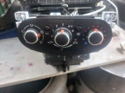 
										DACIA Fűtés Box full									