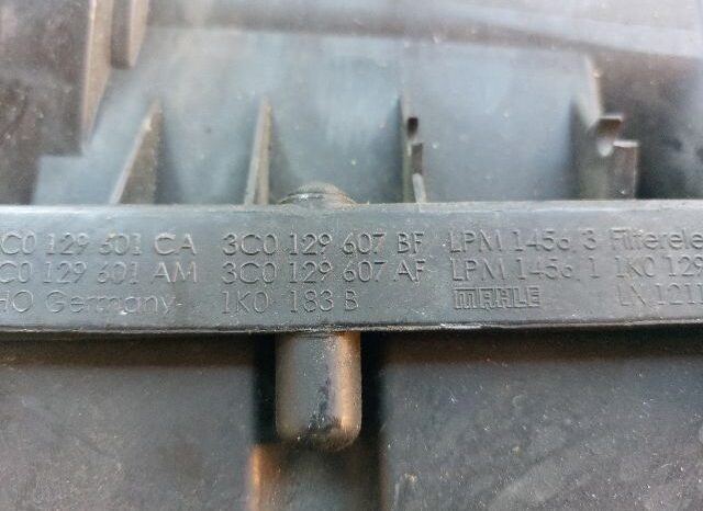 
								DACIA Légszűrő Ház full									