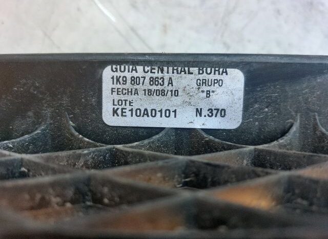 
								VW Hátsó középső Lökhárító Tartó (Műanyag) full									