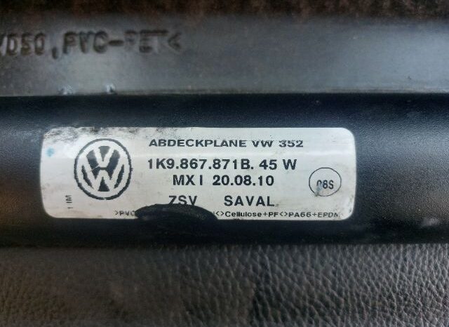 
								VW Csomagtér Roló full									