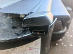 
										VW Csomagtér Roló full									