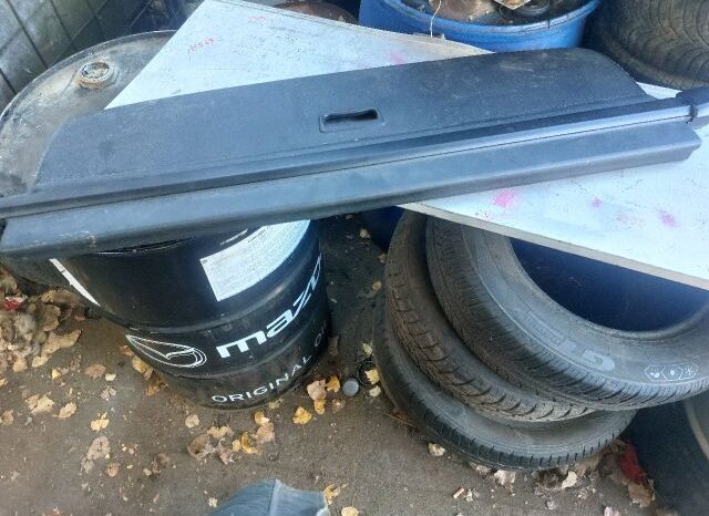
								VW Csomagtér Roló full									