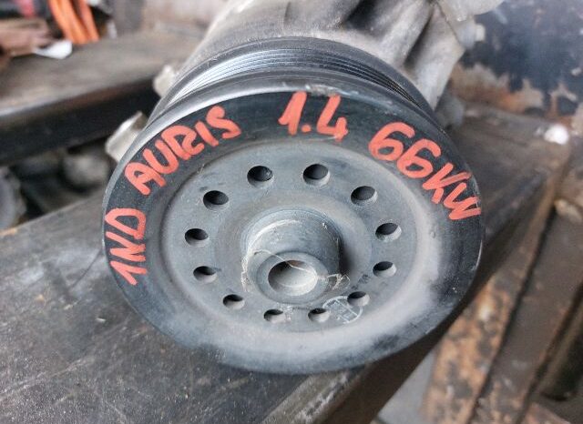 
								TOYOTA Klímakompresszor full									