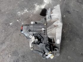 NISSAN Váltó (Mechanikus)