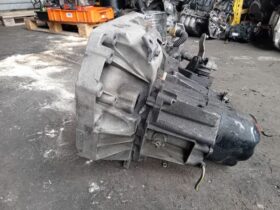 NISSAN Váltó (Mechanikus)