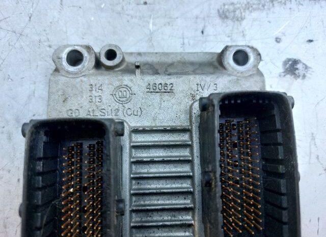 
								OPEL Motorvezérlő full									