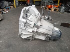 NISSAN Váltó (Mechanikus)