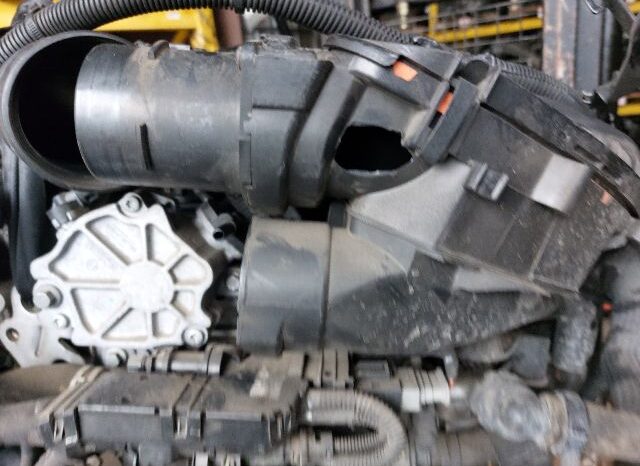 
								PEUGEOT Komplett Motor (Segédberendezésekkel) full									