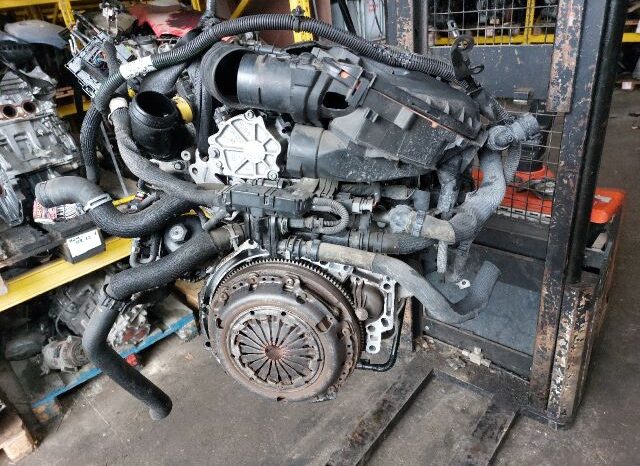 
								PEUGEOT Komplett Motor (Segédberendezésekkel) full									