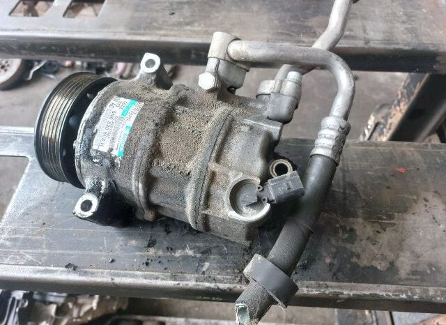 
								VW Klímakompresszor full									