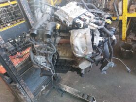 PEUGEOT Komplett Motor (Segédberendezésekkel)