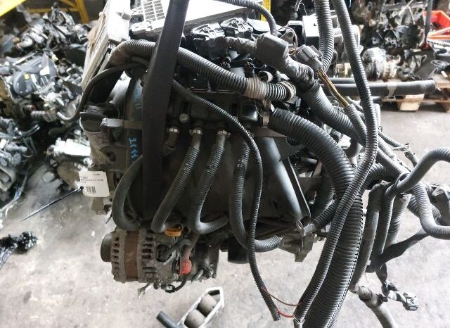
								NISSAN Komplett Motor (Segédberendezésekkel) full									